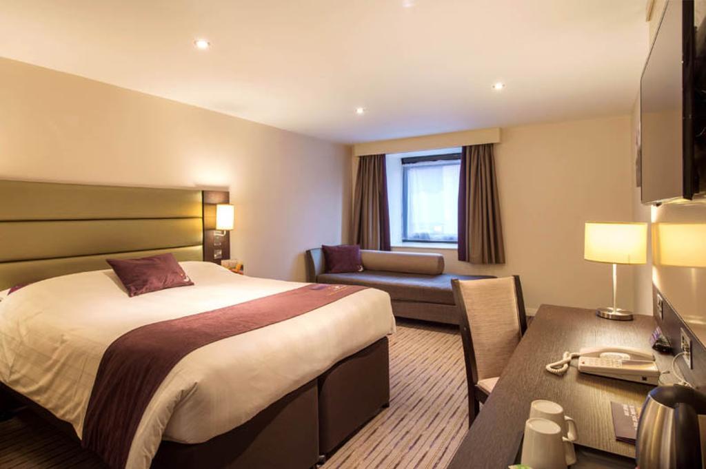 Premier Inn Liverpool City Centre - Moorfields Extérieur photo