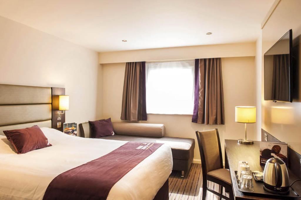 Premier Inn Liverpool City Centre - Moorfields Extérieur photo