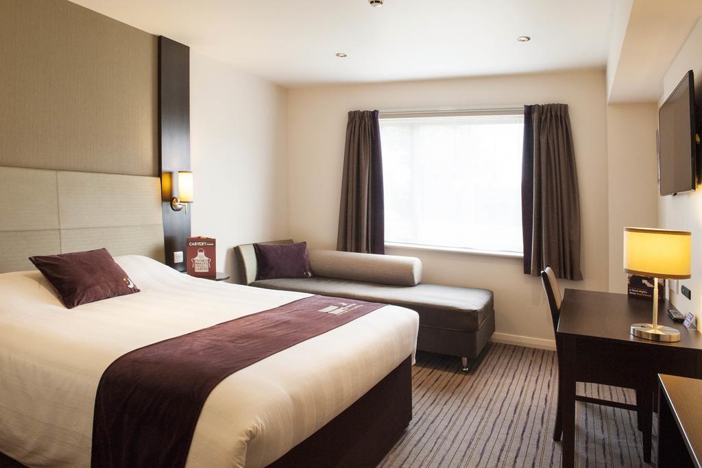 Premier Inn Liverpool City Centre - Moorfields Extérieur photo